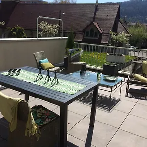 https://la-terrasse-saint-jean.hotels-rhonealpes.com